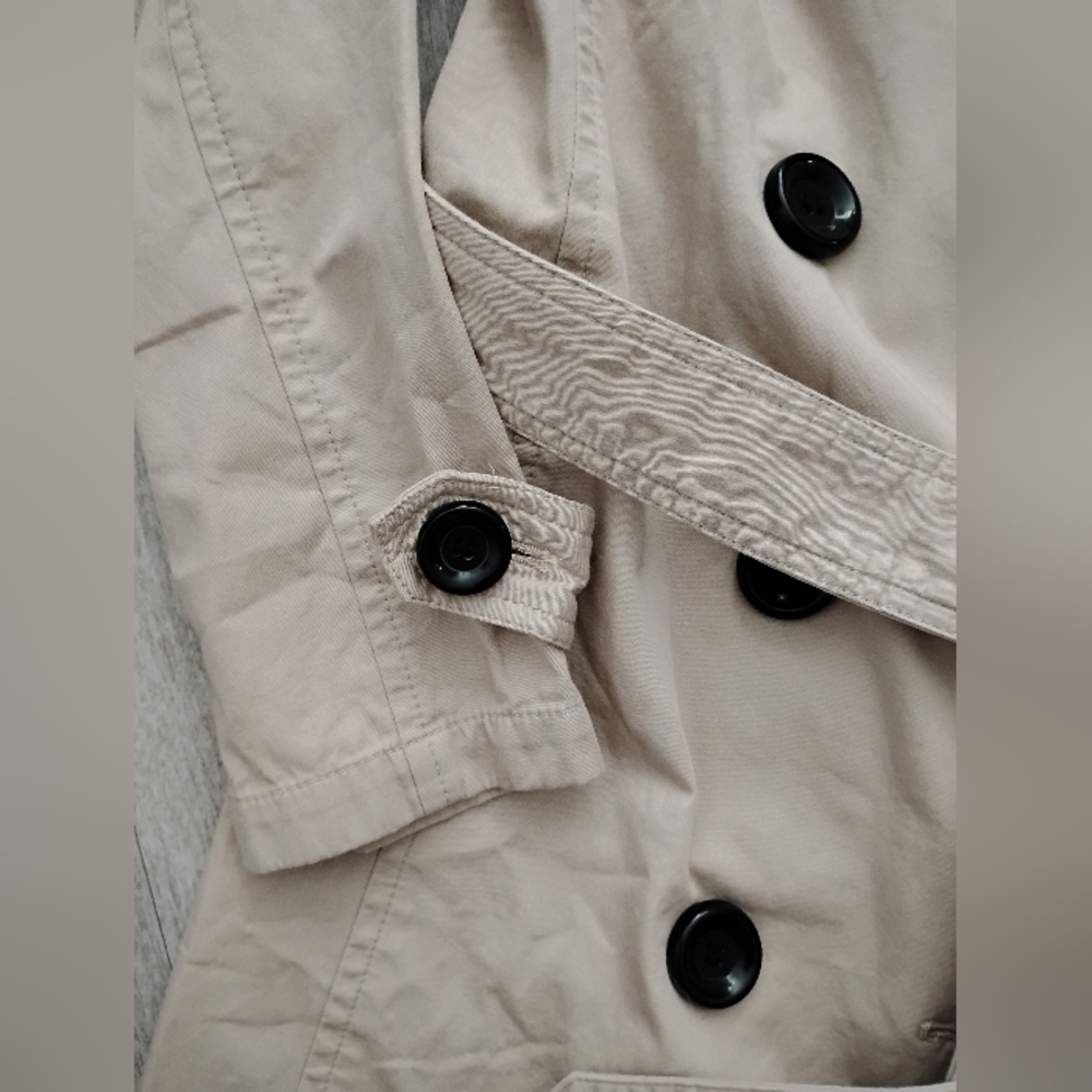 Classic Beige Vintage Double-Breasted  Trench Coat - Picture 9 of 13